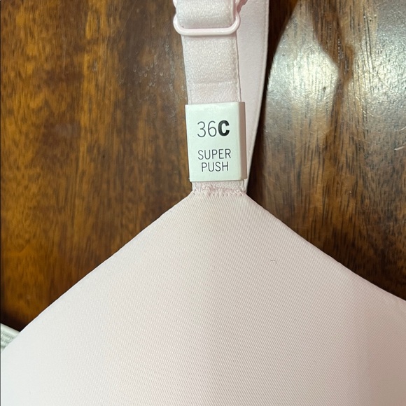 VS PINK “Wear Everywhere Super Push Up Plunge” 36C NWT - Picture 2 of 7